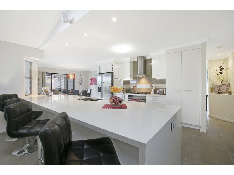 62 Hannah Circuit, Manly West QLD 4179