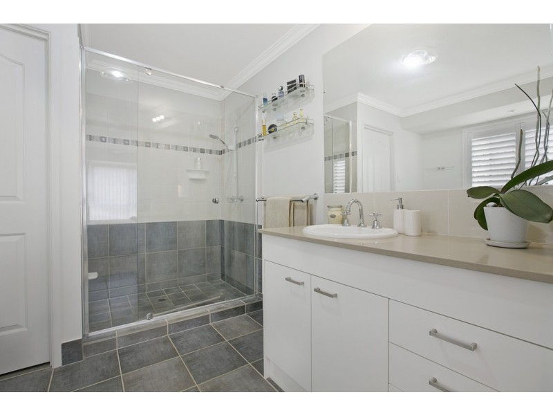 62 Hannah Circuit, Manly West QLD 4179