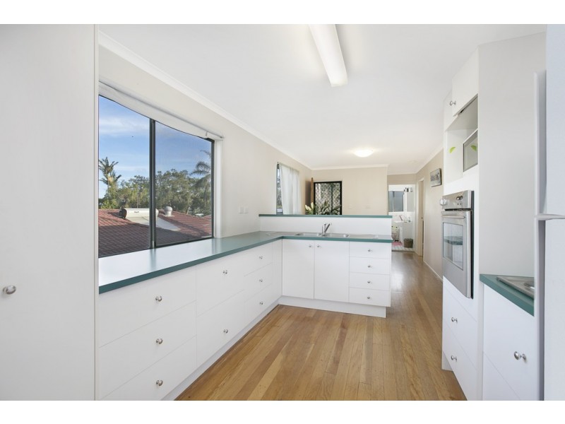 16 Youngs Road, Hemmant QLD 4174