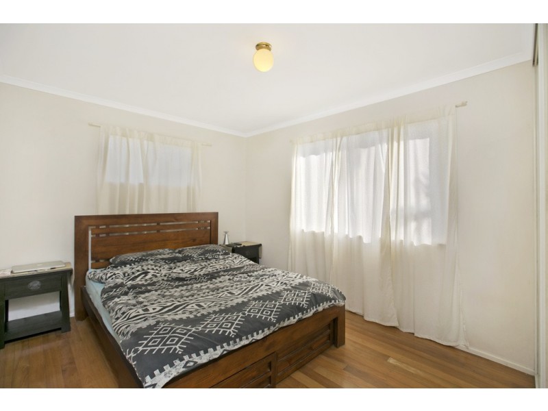 16 Youngs Road, Hemmant QLD 4174