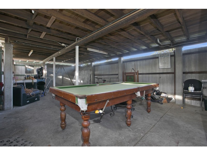 16 Youngs Road, Hemmant QLD 4174