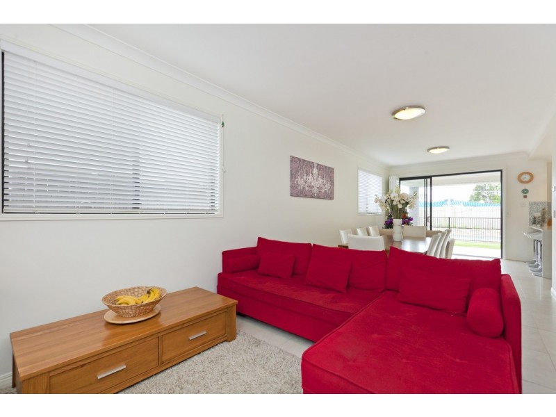 15 Berrimilla Street, Manly West QLD 4179
