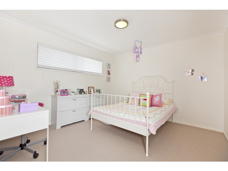 15 Berrimilla Street, Manly West QLD 4179