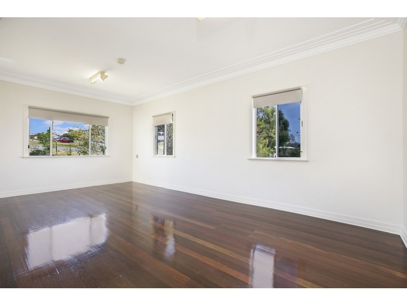 5 Primrose Parade, Wynnum West QLD 4178