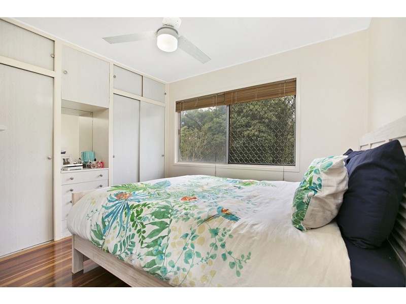 12 Euston Street, Wynnum West QLD 4178