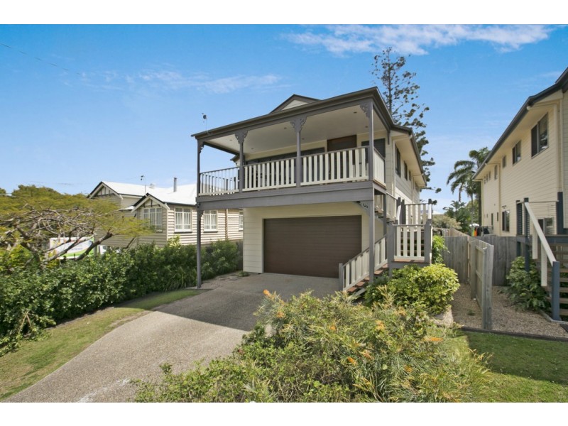 102 Gordon Parade, Manly QLD 4179