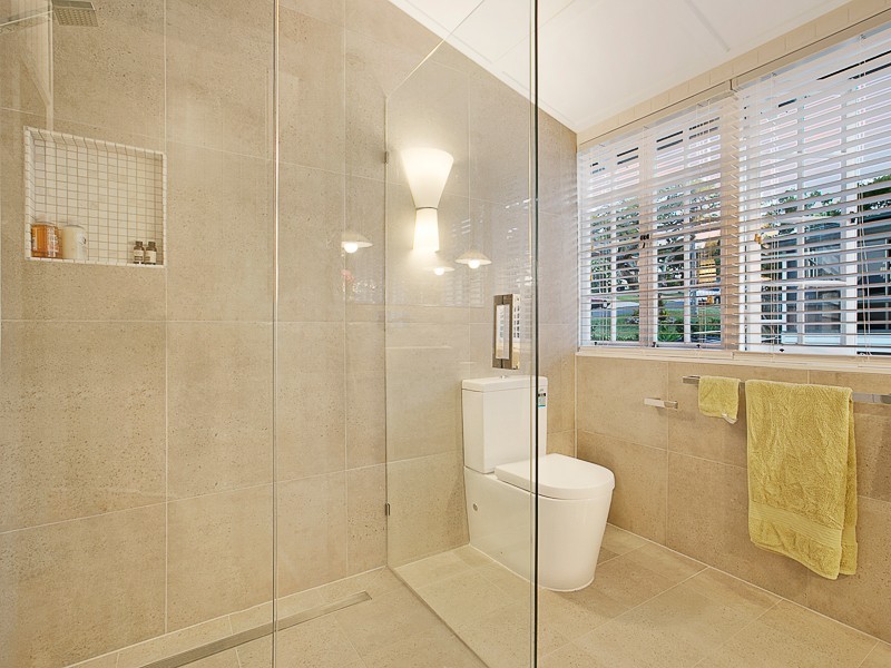 36 Primrose Parade, Wynnum QLD 4178