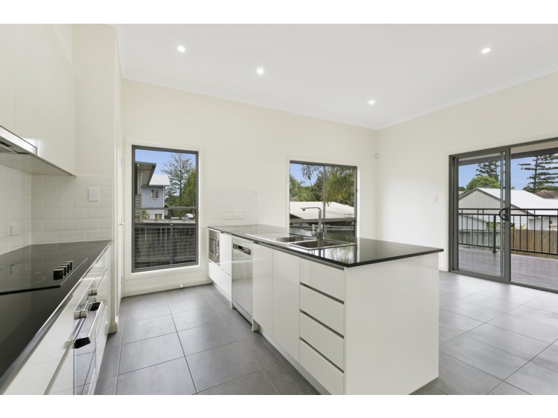 38 WASSELL STREET, Wynnum QLD 4178