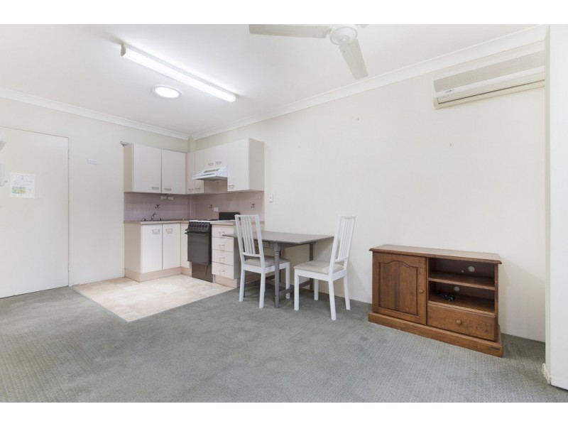 20/15 Carmichael Court, Wynnum West QLD 4178
