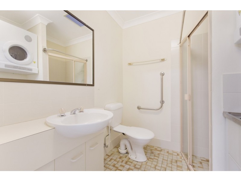 20/15 Carmichael Court, Wynnum West QLD 4178
