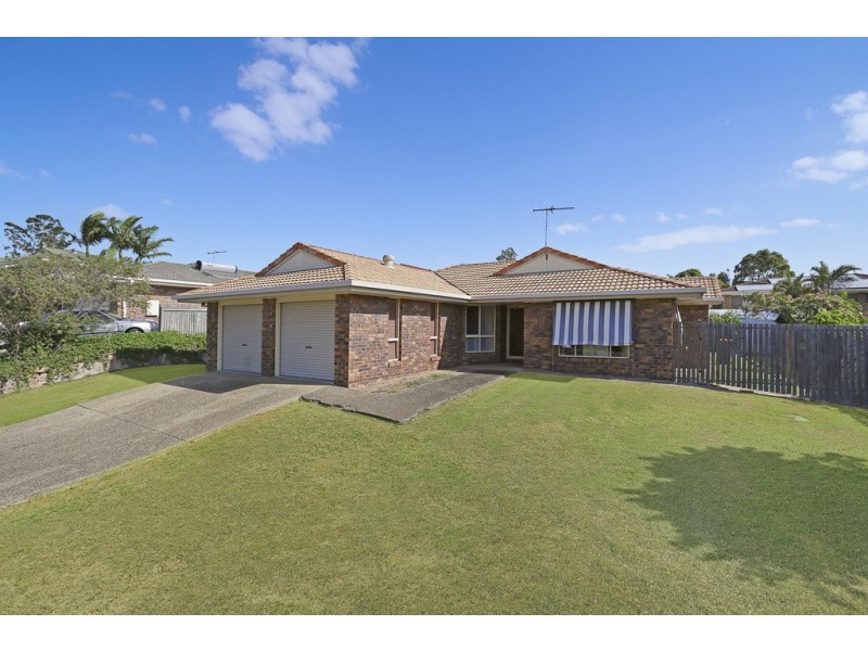 42 Plaza Street, Wynnum West QLD 4178