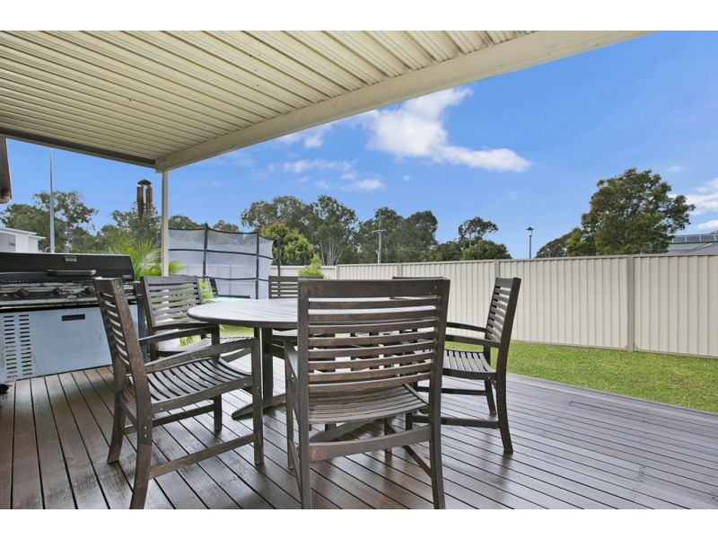 1 Wirra Circuit, Wynnum West QLD 4178