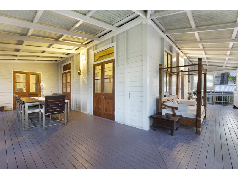 28 Barnham Street, Wynnum QLD 4178