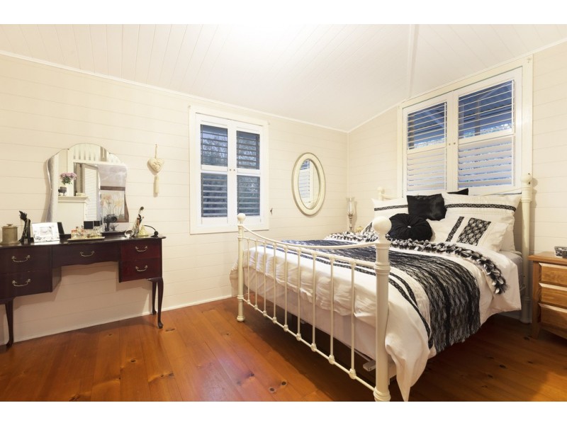 28 Barnham Street, Wynnum QLD 4178