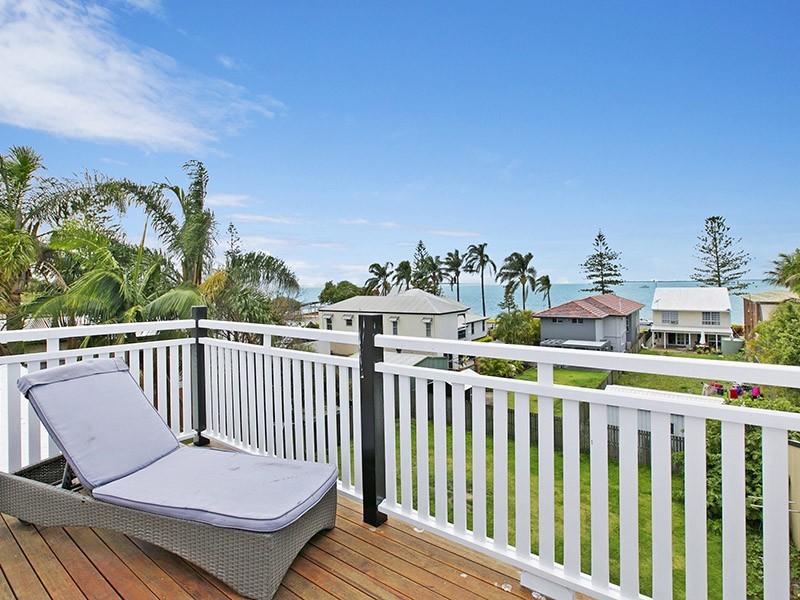 11 Waterloo Esplanade, Wynnum QLD 4178