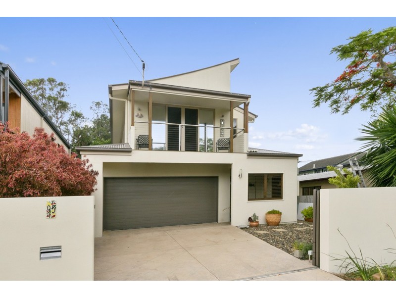 95 Thomas Street, Birkdale QLD 4159