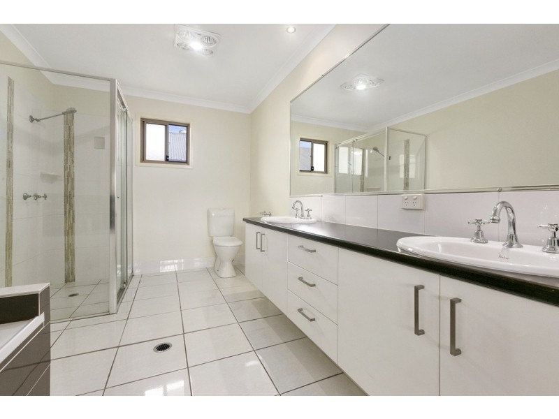 95 Thomas Street, Birkdale QLD 4159