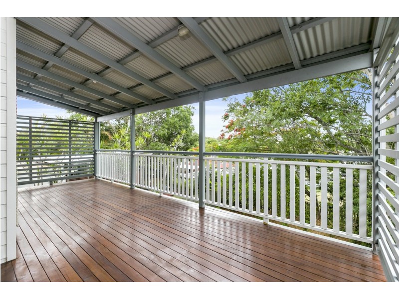 11 Ryder St, Wynnum QLD 4178