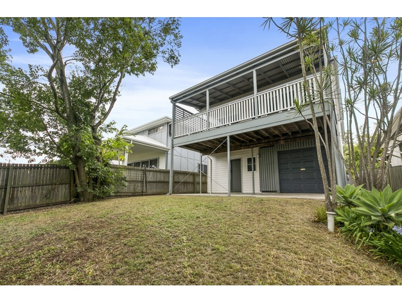 11 Ryder St, Wynnum QLD 4178