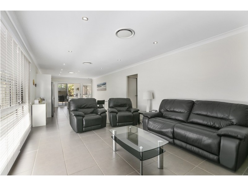 76 Hindes Street, Lota QLD 4179