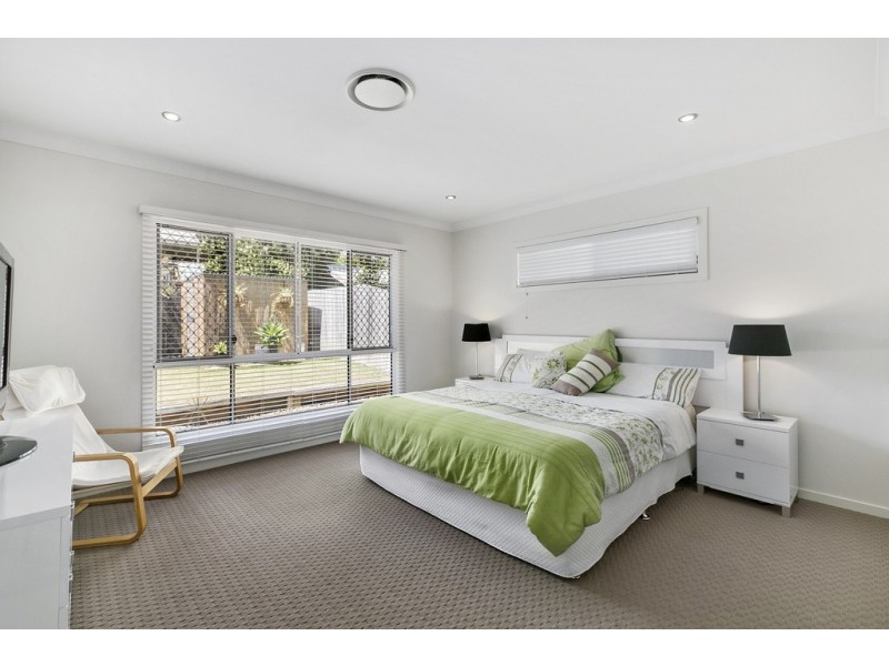 76 Hindes Street, Lota QLD 4179