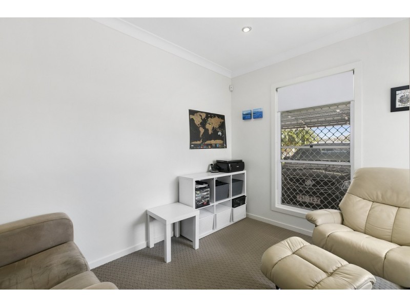 76 Hindes Street, Lota QLD 4179