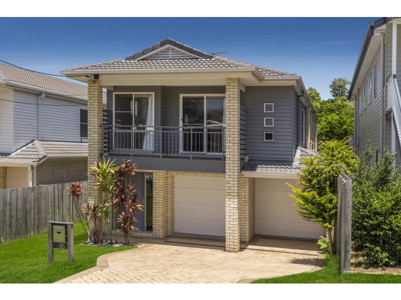 16 Wassell Street, Wynnum QLD 4178