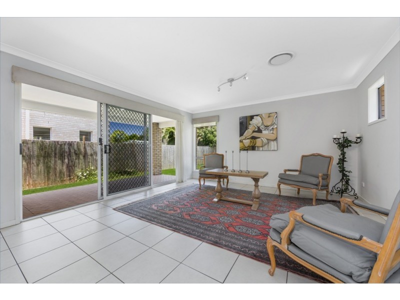 16 Wassell Street, Wynnum QLD 4178