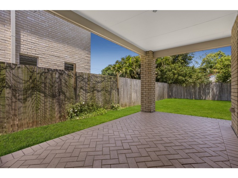 16 Wassell Street, Wynnum QLD 4178