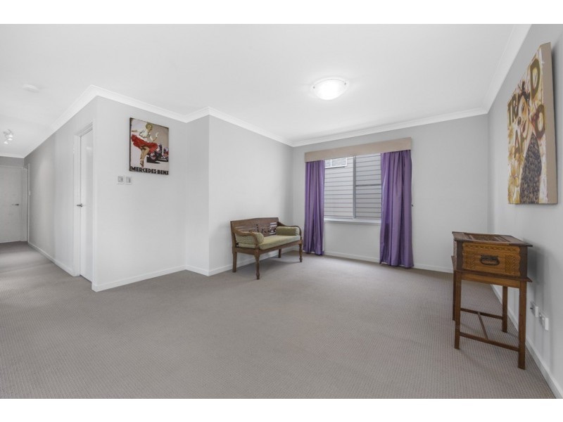 16 Wassell Street, Wynnum QLD 4178