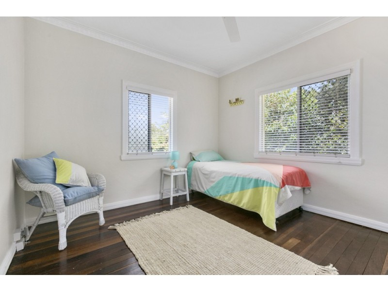 32 Parramatta Street, Manly QLD 4179