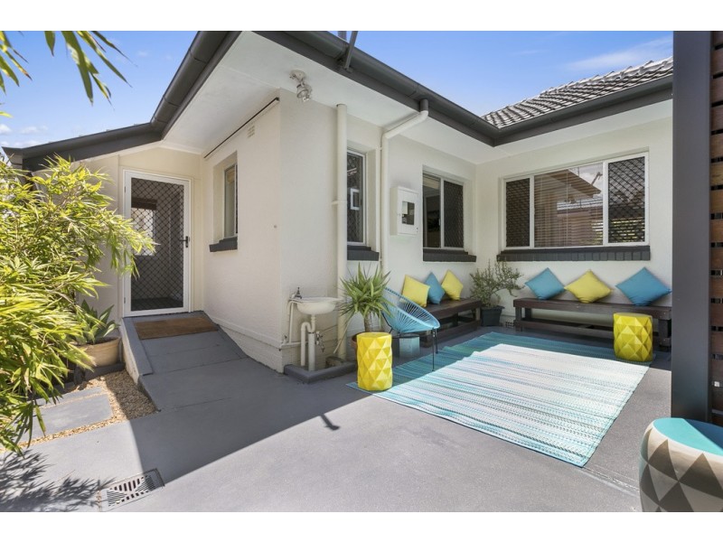 32 Parramatta Street, Manly QLD 4179