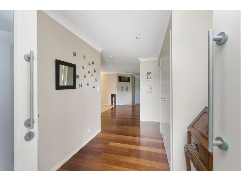 21 Schonrock Street, Wellington Point QLD 4160