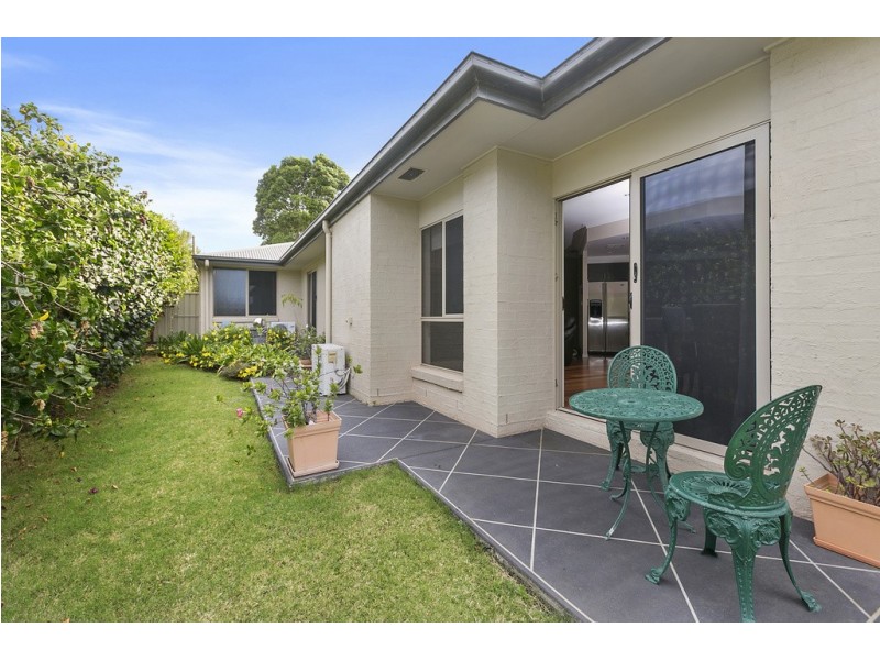 21 Schonrock Street, Wellington Point QLD 4160