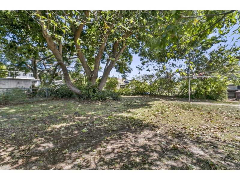 168 Randall Road, Wynnum West QLD 4178