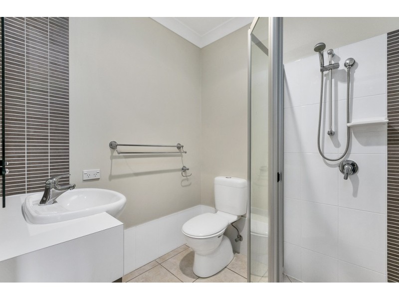 7 Blackwood Road, Manly West QLD 4179