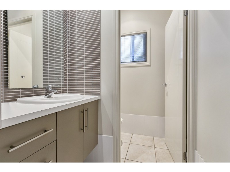 7 Blackwood Road, Manly West QLD 4179