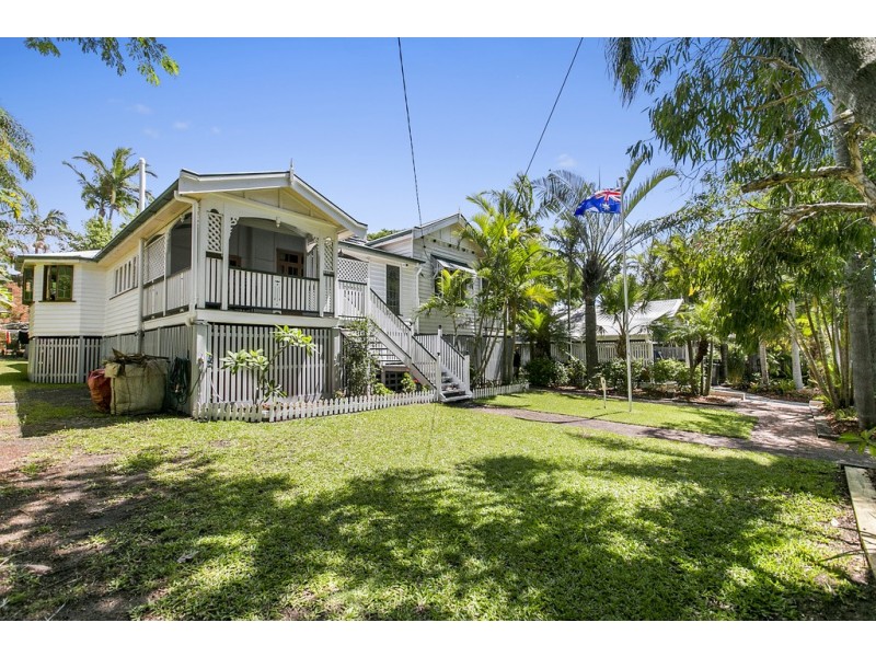 40 Fisher Street, Manly QLD 4179