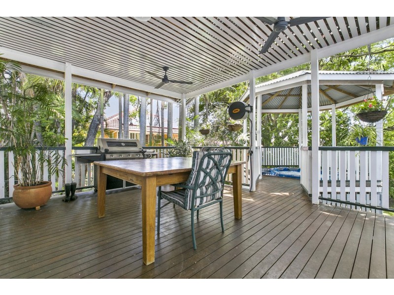 40 Fisher Street, Manly QLD 4179