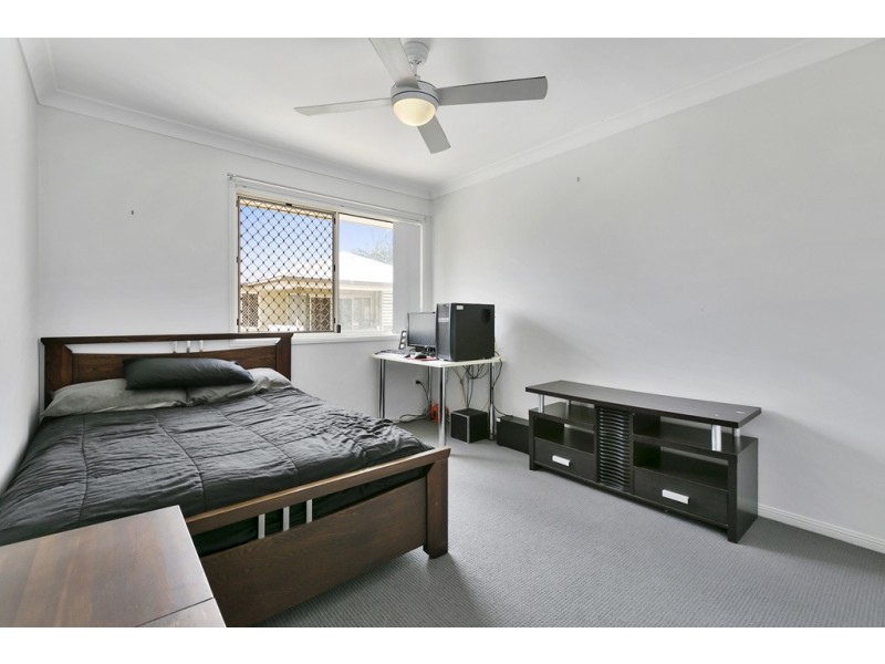 4/151 PINE STREET, Wynnum QLD 4178