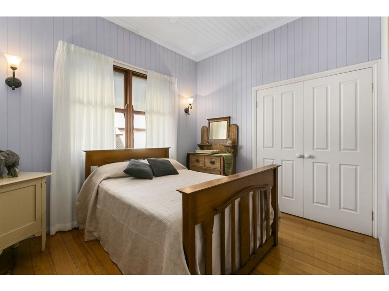 17 Beltana Street, Lota QLD 4179