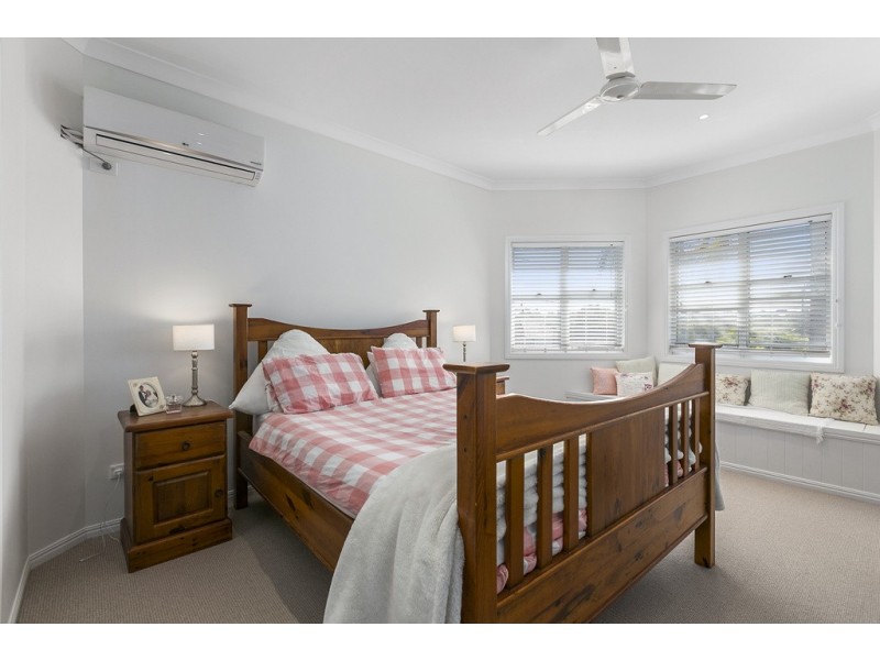 84 Richard Street, Lota QLD 4179