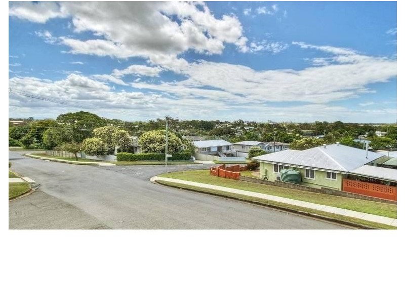 14 Primrose Parade, Wynnum QLD 4178