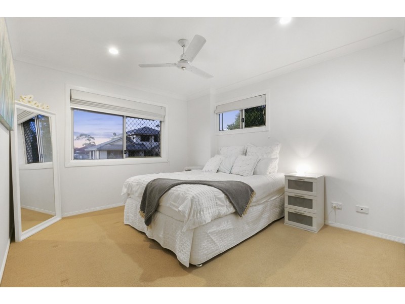 23 Sweetapple Place, Manly West QLD 4179