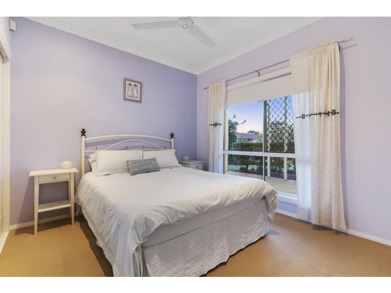 23 Sweetapple Place, Manly West QLD 4179