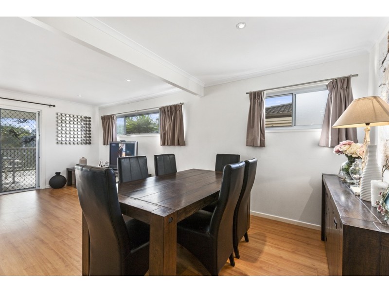 875 Esplanade, Lota QLD 4179