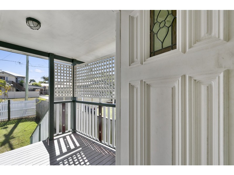 34 Haig Street, Wynnum West QLD 4178