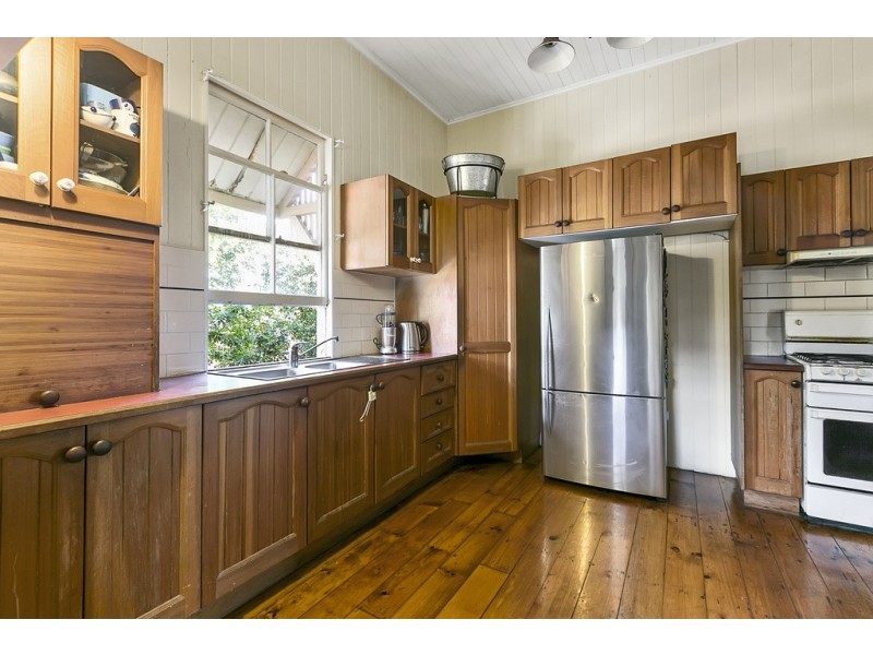 58 Worthing Street, Wynnum QLD 4178