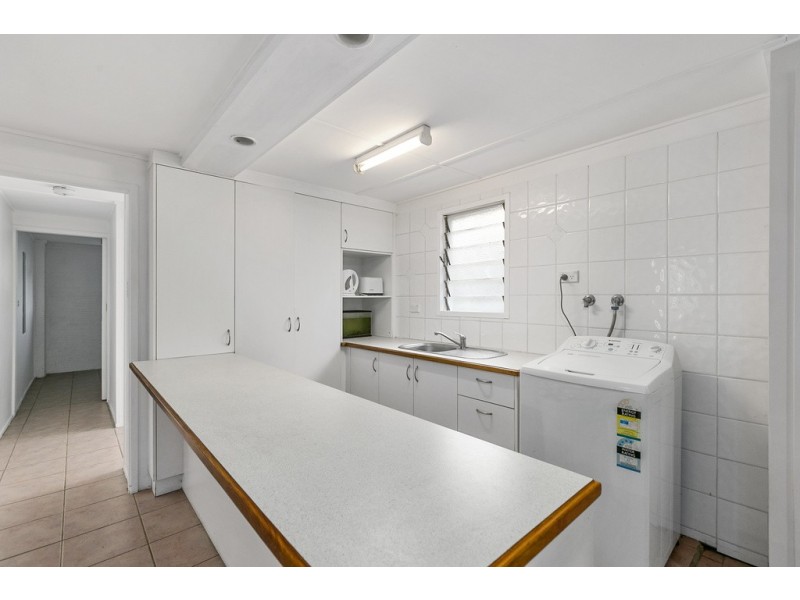 3 Helmhold Street, Wynnum QLD 4178