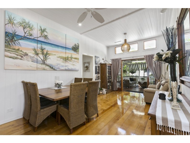 30 Irene Street, Wynnum QLD 4178